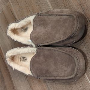 Men's ugg slippers